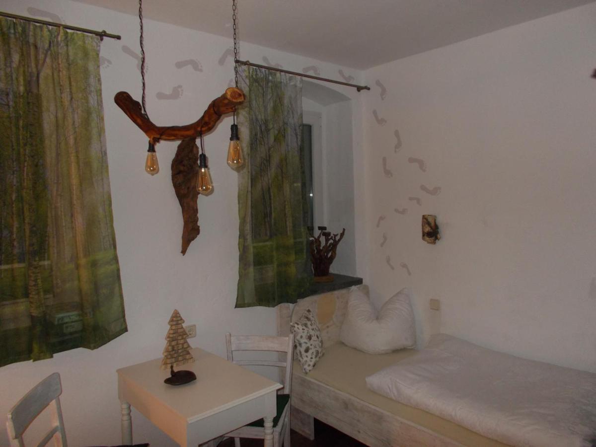 Ferienwohnung "Hinter Den Sieben Bergen" シュヴァルツェンベルク エクステリア 写真