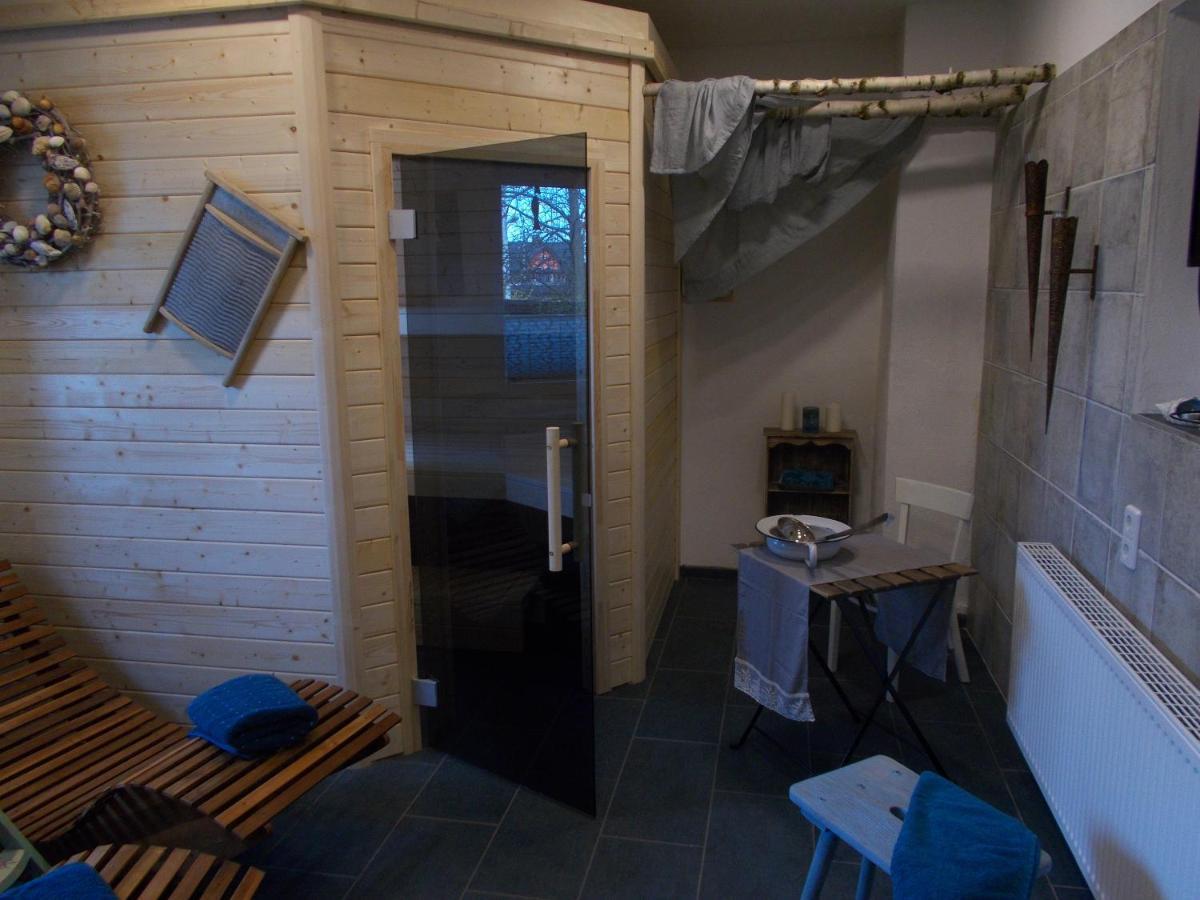 Ferienwohnung "Hinter Den Sieben Bergen" シュヴァルツェンベルク エクステリア 写真